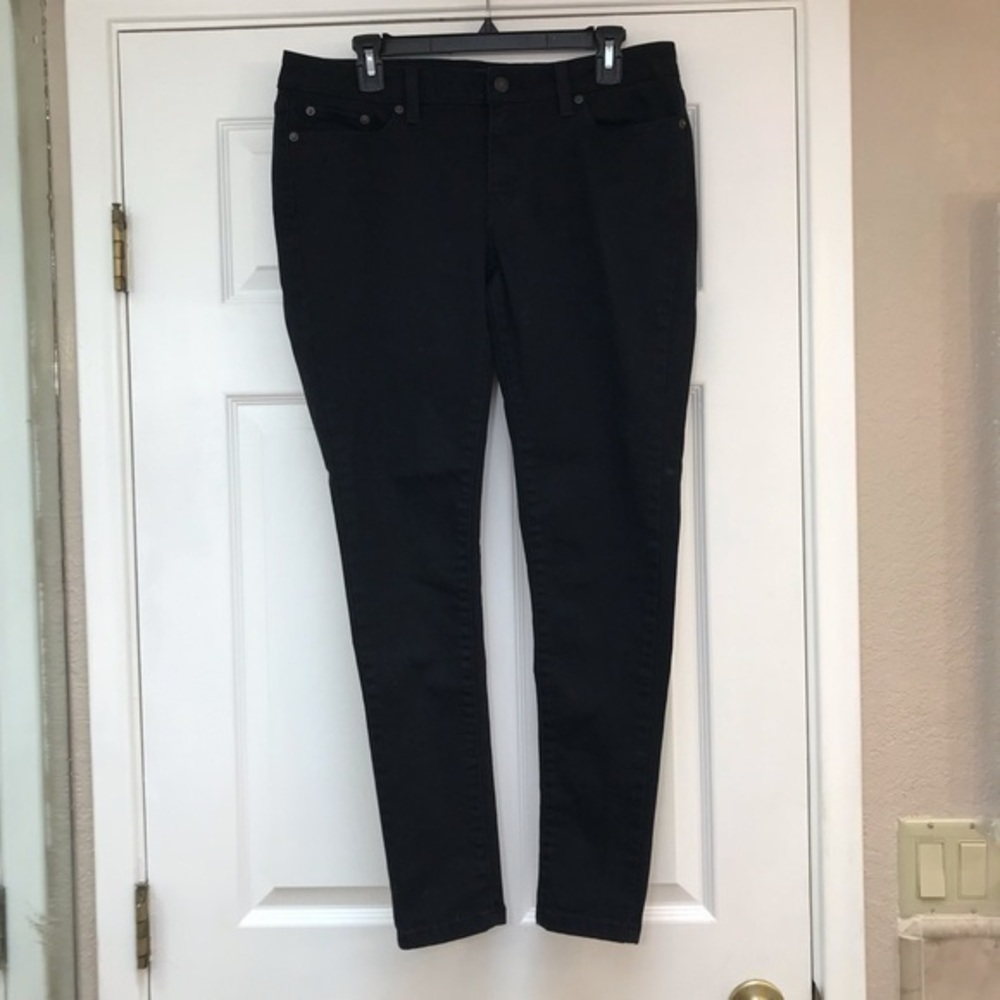Levi Black Legging Jeans-Size 15M 32 x 32